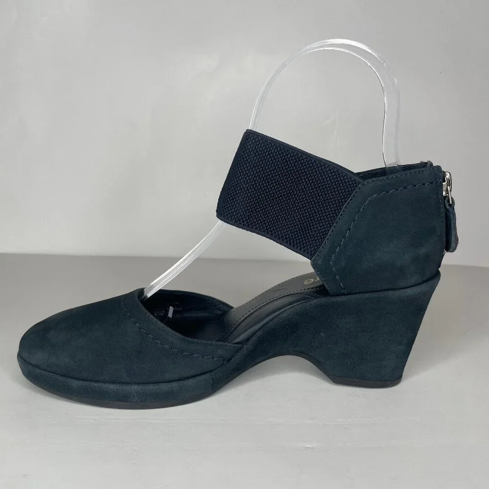 Nurture Larow Navy Blue Leather Wedge Shoes Ankle Band Size 6.5M